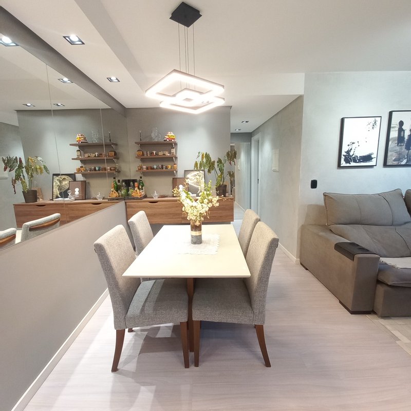 R$ 610.000 - LINDO APARTAMENTO - 59M2 - 2 DORM - SU&Iacute;TE - CHURRASQUEIRA - VISTA - 1 VAGA Rua Luzitana Porto Alegre - 