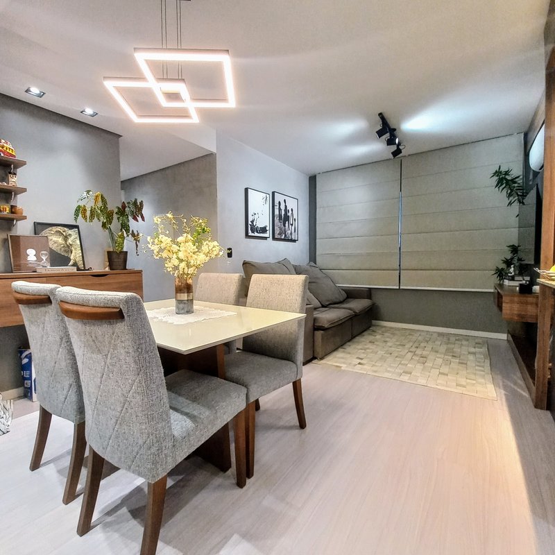 R$ 610.000 - LINDO APARTAMENTO - 59M2 - 2 DORM - SU&Iacute;TE - CHURRASQUEIRA - VISTA - 1 VAGA Rua Luzitana Porto Alegre - 