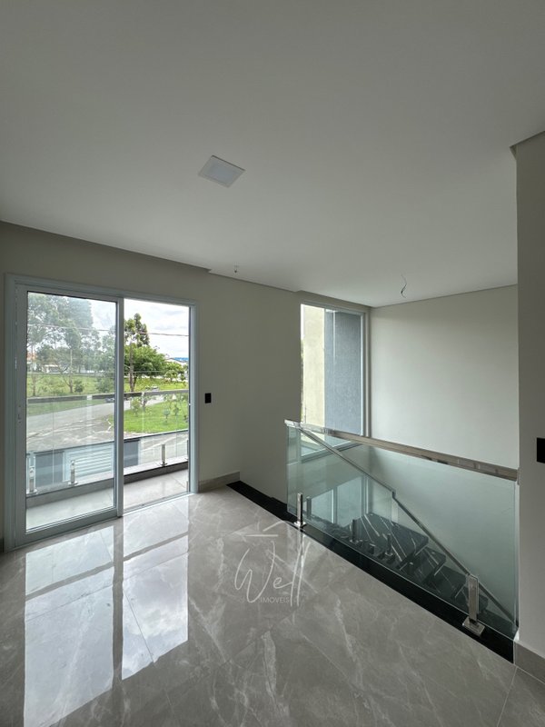 Casa de alto padrão no Parque dos Pássaros em SBC 339m2 - 04 Suites - 06 vagas  São Bernardo do Campo - 