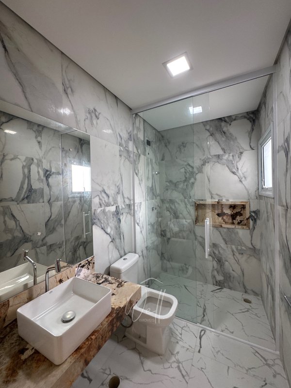 Casa de alto padrão no Parque dos Pássaros em SBC 339m2 - 04 Suites - 06 vagas  São Bernardo do Campo - 