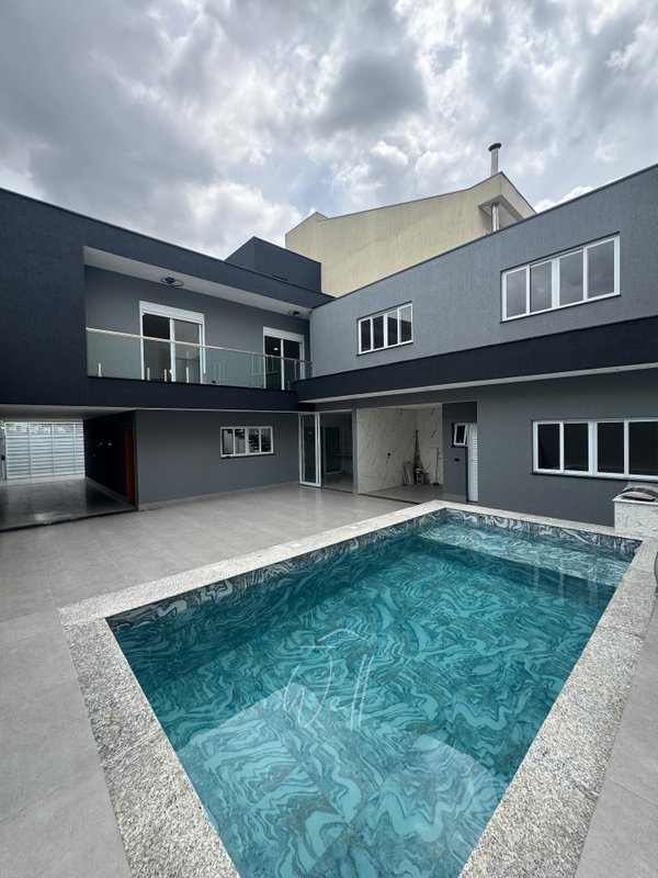 Casa de alto padrão no Parque dos Pássaros em SBC 339m2 - 04 Suites - 06 vagas  São Bernardo do Campo - 