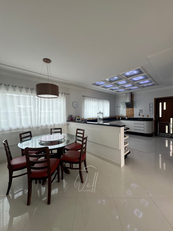 Casa de alto padrão no Parque dos Pássaros em SBC 450m2 - 04 dorms - 08 vagas  São Bernardo do Campo - 