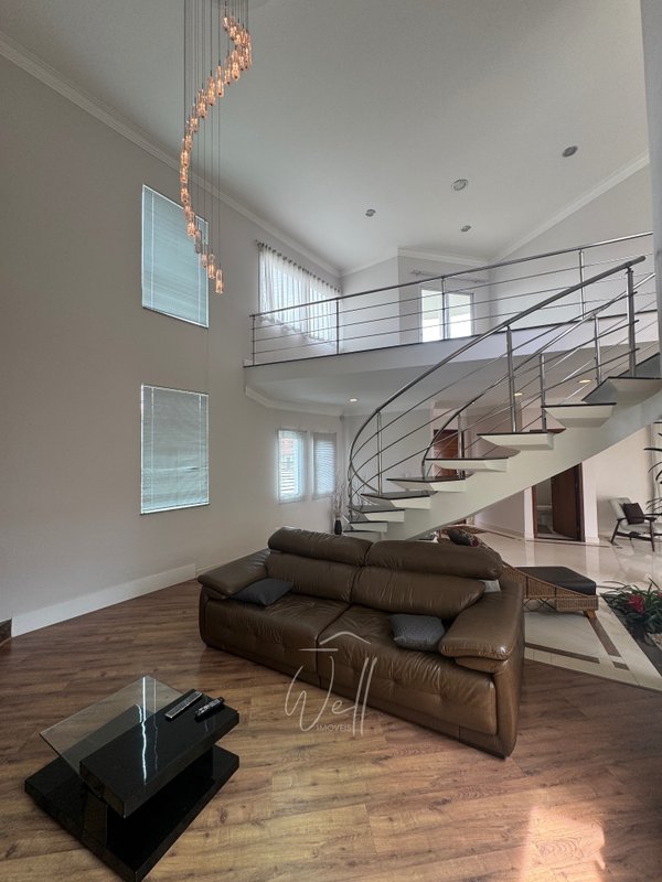 Casa de alto padrão no Parque dos Pássaros em SBC 450m2 - 04 dorms - 08 vagas  São Bernardo do Campo - 