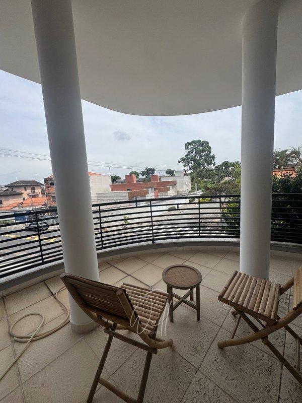 Casa de alto padrão no Parque dos Pássaros em SBC 450m2 - 04 dorms - 08 vagas  São Bernardo do Campo - 