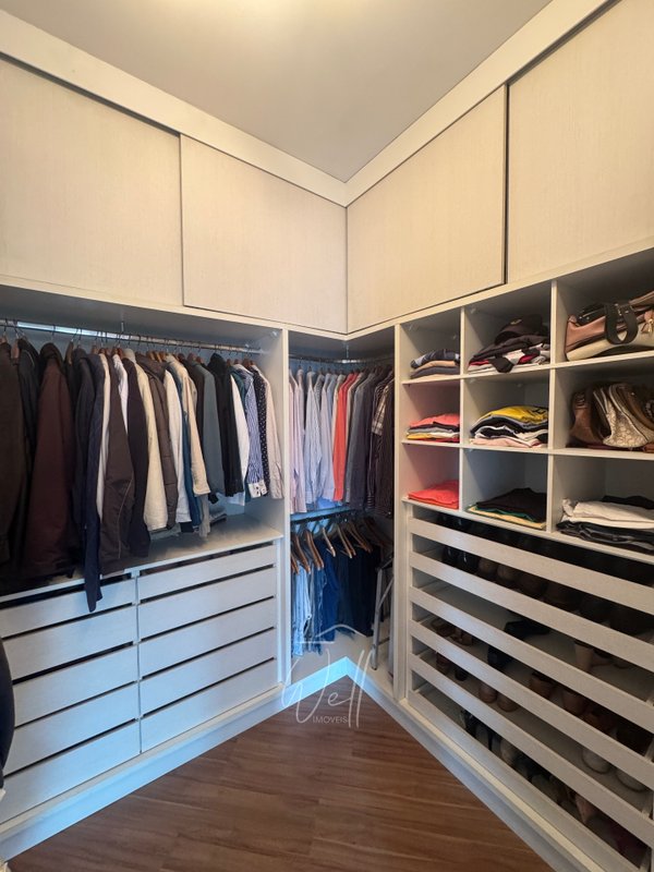 Casa de alto padrão no Parque dos Pássaros em SBC 450m2 - 04 dorms - 08 vagas  São Bernardo do Campo - 