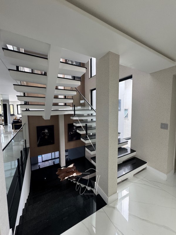 Mansão mobiliada no Condomínio Swiss Park mobiliada 750m2 - 04 Suites - 06 vagas Avenida Omar Daibert São Bernardo do Campo - 