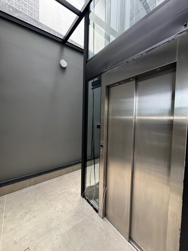 Mansão mobiliada no Condomínio Swiss Park mobiliada 750m2 - 04 Suites - 06 vagas Avenida Omar Daibert São Bernardo do Campo - 