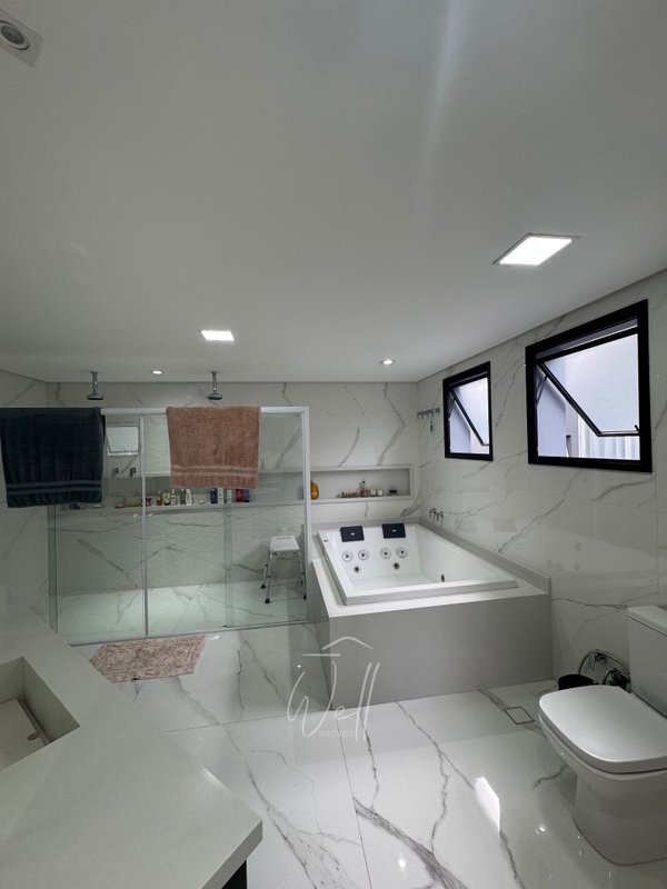 Mansão mobiliada no Condomínio Swiss Park mobiliada 750m2 - 04 Suites - 06 vagas Avenida Omar Daibert São Bernardo do Campo - 