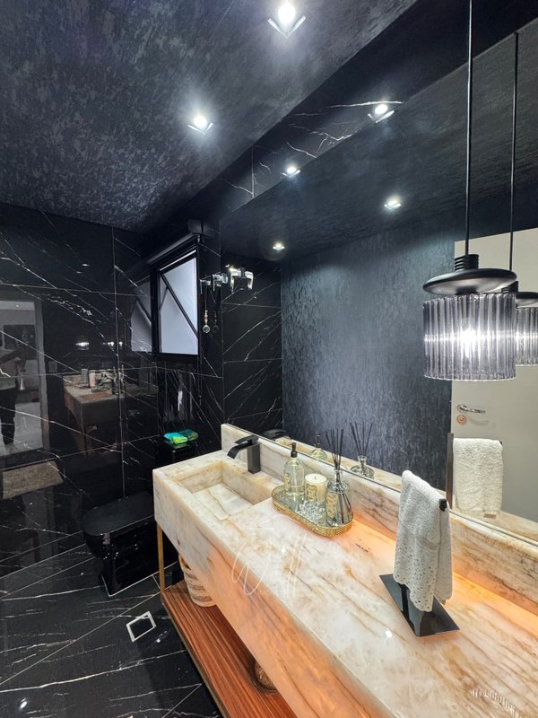 Mansão mobiliada no Condomínio Swiss Park mobiliada 750m2 - 04 Suites - 06 vagas Avenida Omar Daibert São Bernardo do Campo - 