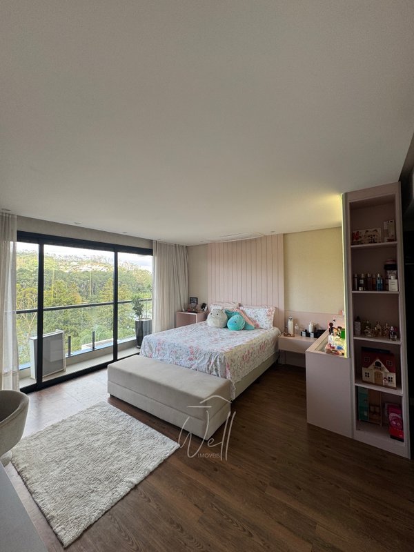 Mansão mobiliada no Condomínio Swiss Park mobiliada 750m2 - 04 Suites - 06 vagas Avenida Omar Daibert São Bernardo do Campo - 