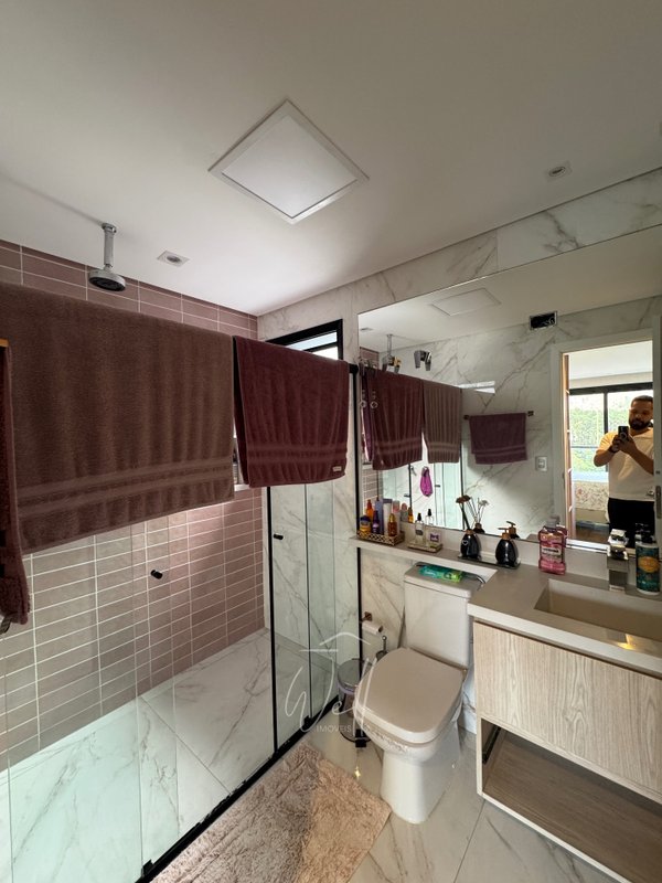 Mansão mobiliada no Condomínio Swiss Park mobiliada 750m2 - 04 Suites - 06 vagas Avenida Omar Daibert São Bernardo do Campo - 