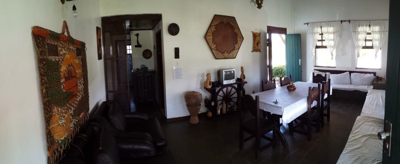 Casa/ 6quartos / Poucos metros da Praia - Lagoa Privativa Avenida Beira Mar Camaçari - 