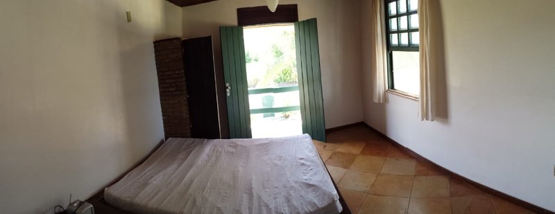 Casa/ 6quartos / Poucos metros da Praia - Lagoa Privativa Avenida Beira Mar Camaçari - 