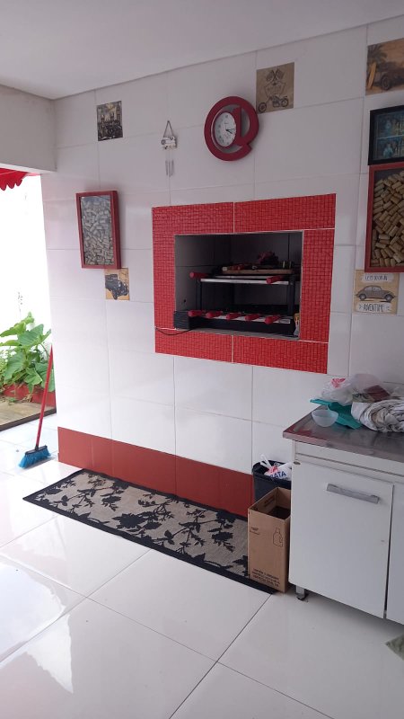 ✨ Um sobrado completo, pronto para o seu conforto e versatilidade no litoral!  Caraguatatuba - 