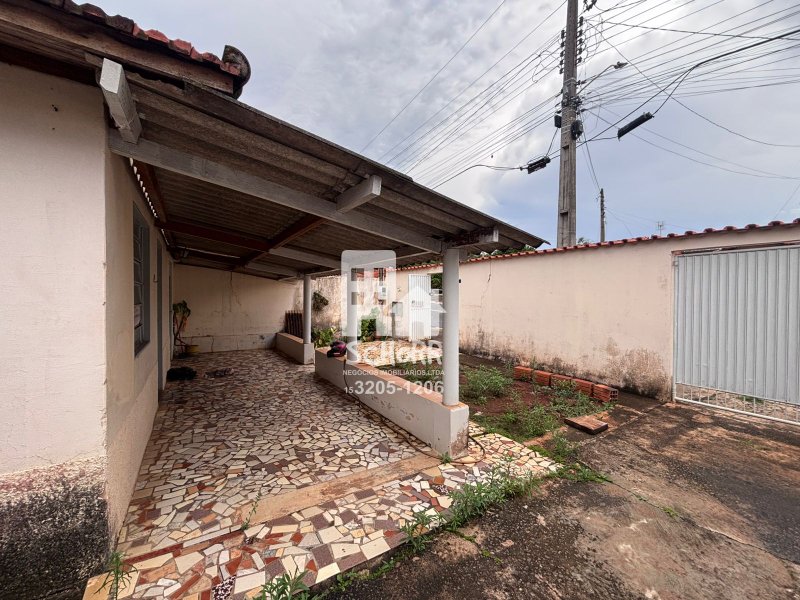 Casa a venda Bairro inocoop em Tatuí - 3 quartos 1 suíte - terreno grande 200m²  Tatuí - 