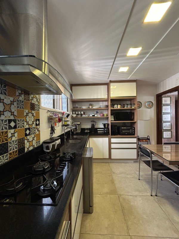 APARTAMENTO COBERTURA DUPLEX 4 QUARTOS 2 SUÍTES PISCINA PRIVATIVA `VENDA NA GRAÇA! Rua Manoel Barreto Salvador - 