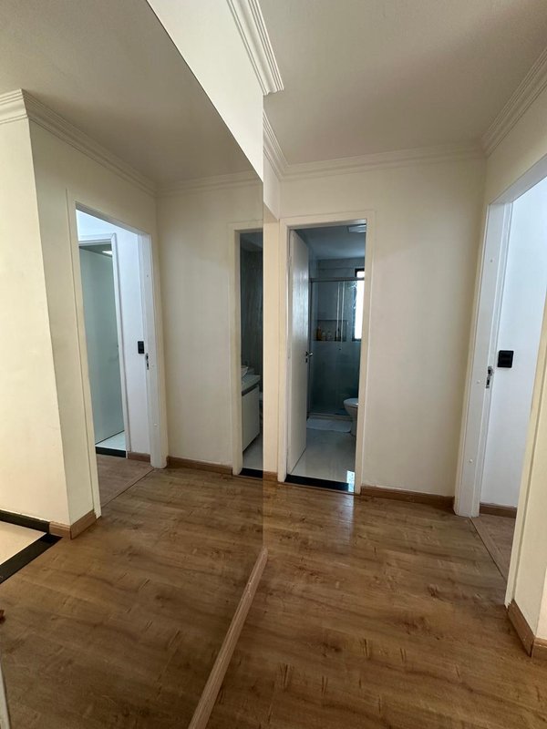 Apartamento à venda com 4 quartos sendo uma suíte, 100m² área útil por R$ 800.000,00 Rua Maria Carolina Recife - 