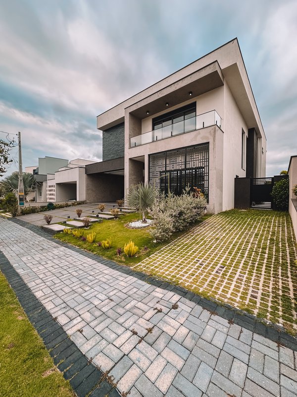 Casa com 4 Suítes no Condomínio Reserva da Barra Rua Trancoso São José dos Campos - 