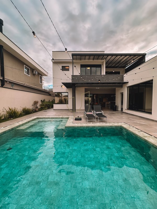 Casa com 4 Suítes no Condomínio Reserva da Barra Rua Trancoso São José dos Campos - 