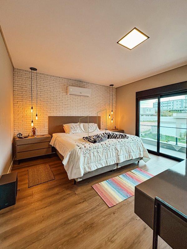 Casa com 4 Suítes no Condomínio Reserva da Barra Rua Trancoso São José dos Campos - 