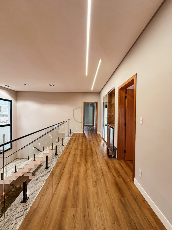 Casa com 4 Suítes no Condomínio Reserva da Barra Rua Trancoso São José dos Campos - 