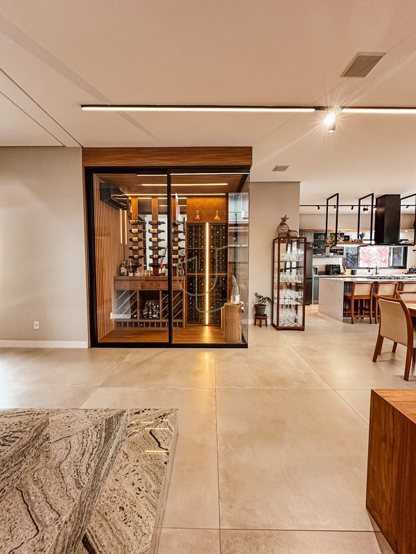 Casa com 4 Suítes no Condomínio Reserva da Barra Rua Trancoso São José dos Campos - 