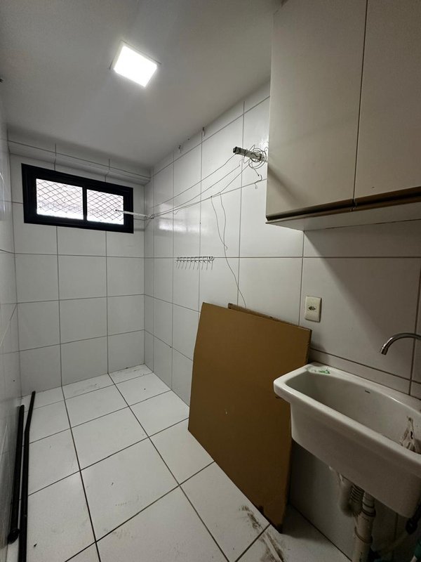 Apartamento para alugar com 2 quartos sendo uma suíte, 62m² por R$ 3.000,00 Avenida Bernardo Vieira de Melo Jaboatão dos Guararapes - 