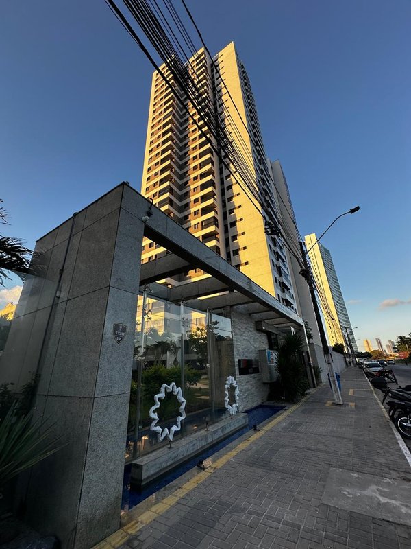 Apartamento para alugar com 2 quartos sendo uma suíte, 62m² por R$ 3.000,00 Avenida Bernardo Vieira de Melo Jaboatão dos Guararapes - 