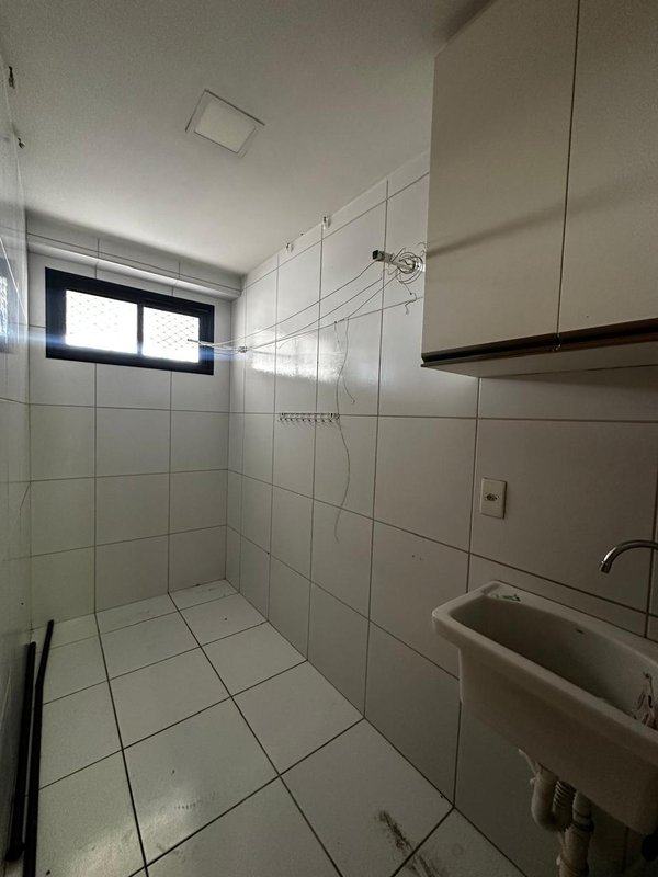 Apartamento para alugar com 2 quartos sendo uma suíte, 62m² por R$ 3.000,00 Avenida Bernardo Vieira de Melo Jaboatão dos Guararapes - 