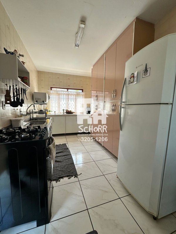 🏡 Casa à venda no Jardim São Paulo - espaçosa, com piscina e uma bela jardinagem  Tatuí - 