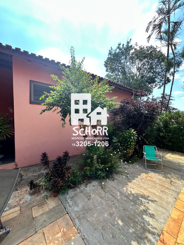 🏡 Casa à venda no Jardim São Paulo - espaçosa, com piscina e uma bela jardinagem  Tatuí - 