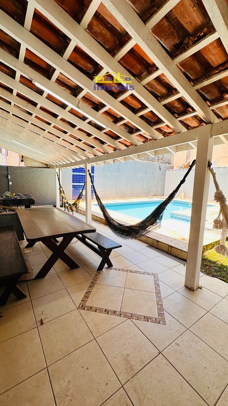 Casa para locação temporada praticamente pé na areia em Boiçucanga central Avenida Walkir Vergani São Sebastião - 