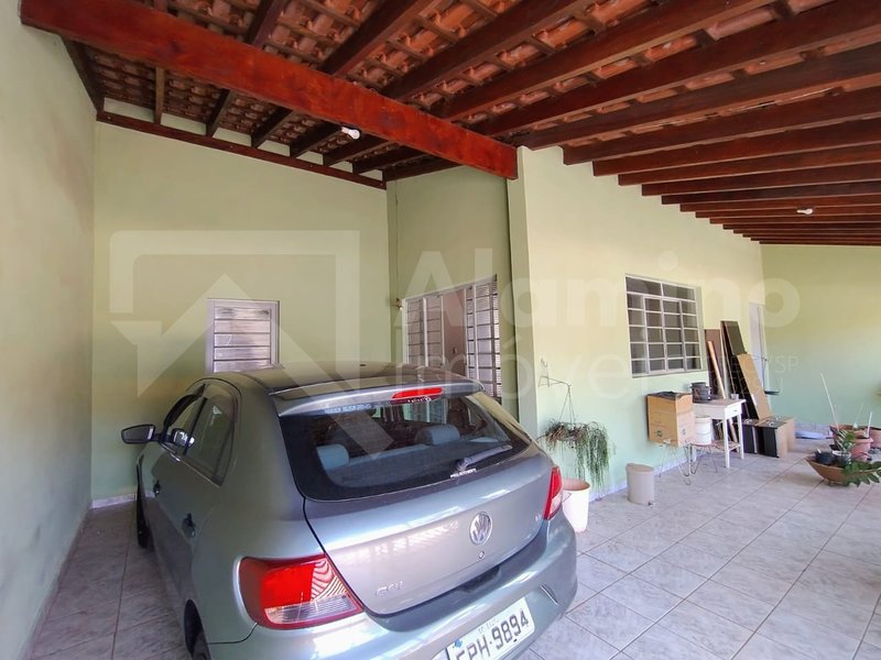 JARDIM REDENTOR III – RESIDÊNCIA 03 DORMS, 01 WC  Bauru - 