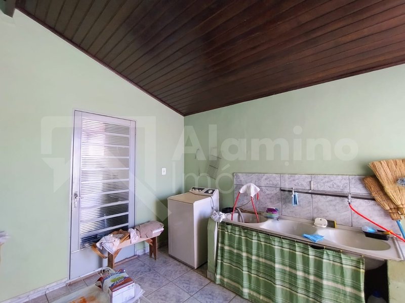 JARDIM REDENTOR III – RESIDÊNCIA 03 DORMS, 01 WC  Bauru - 