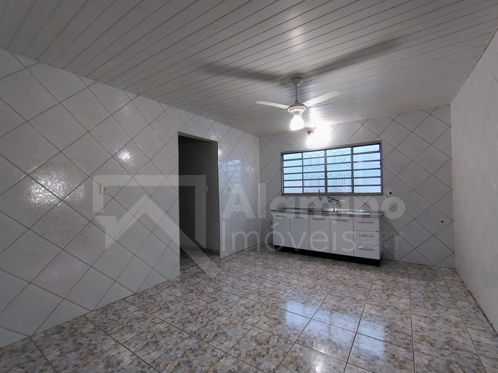 JARDIM REDENTOR III &ndash; RESID&Ecirc;NCIA 03 DORMS, 01 WC  Bauru - 