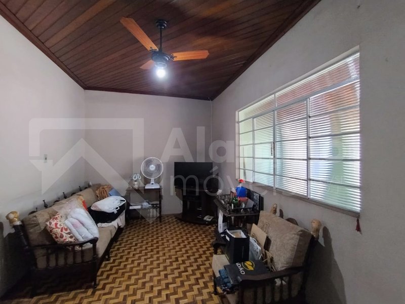 JARDIM REDENTOR III – RESIDÊNCIA 03 DORMS, 01 WC  Bauru - 