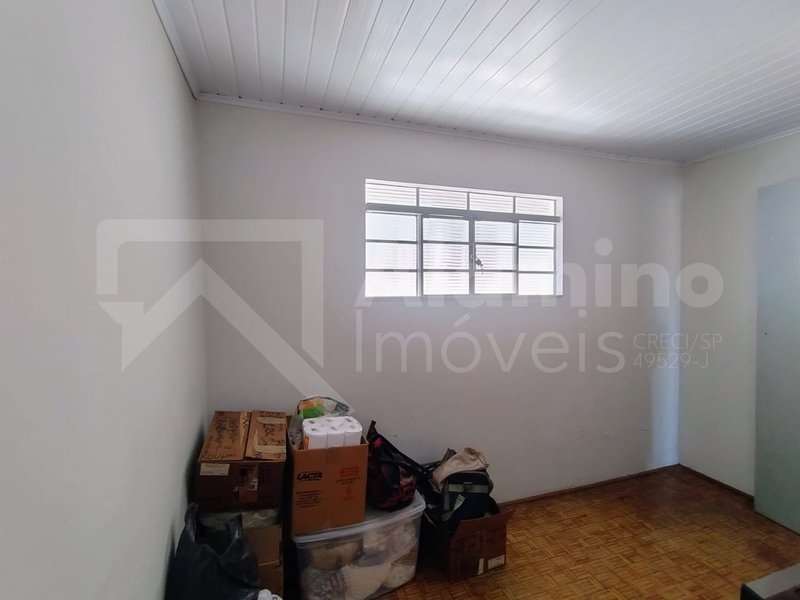 JARDIM REDENTOR III – RESIDÊNCIA 03 DORMS, 01 WC  Bauru - 