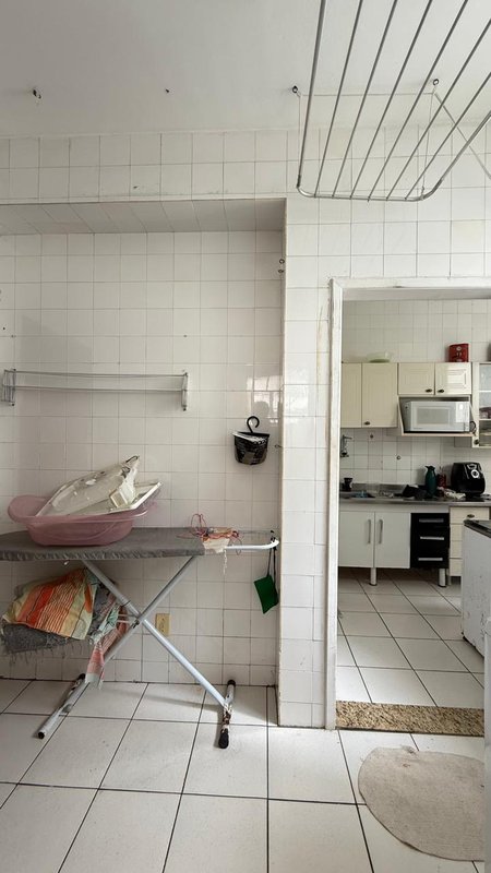 APARTAMENTO 2 QUARTOS SUÍTE VARANDA NASCENTE ELEVADOR GARAGEM À VENDA NA GRAÇA! Rua Engenheiro Celso Torres Salvador - 