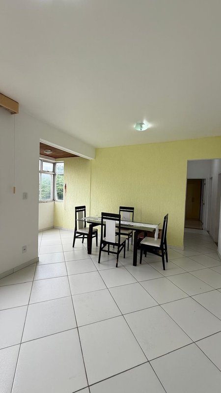 APARTAMENTO 2 QUARTOS SUÍTE VARANDA NASCENTE ELEVADOR GARAGEM À VENDA NA GRAÇA! Rua Engenheiro Celso Torres Salvador - 