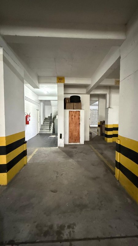 APARTAMENTO 2 QUARTOS SUÍTE VARANDA NASCENTE ELEVADOR GARAGEM À VENDA NA GRAÇA! Rua Engenheiro Celso Torres Salvador - 