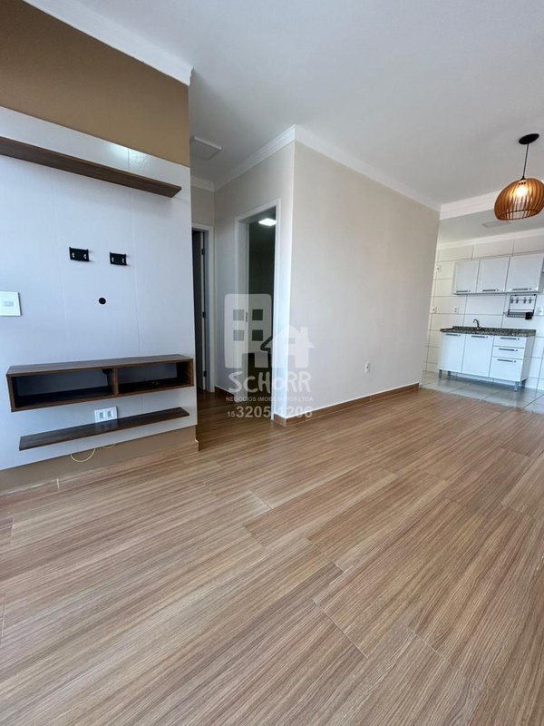 Lindo Apartamento à Venda – Condomínio Flamingos - com varanda  Tatuí - 