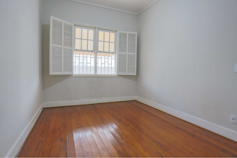 Casa &agrave; venda, 200m - 2 Dormit&oacute;rios 1 Su&iacute;te - R$ 350.000 - Vila Santana - Sorocaba SP Rua Jerônimo Rosa Sorocaba - 