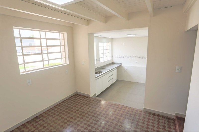 Casa &agrave; venda, 200m - 2 Dormit&oacute;rios 1 Su&iacute;te - R$ 350.000 - Vila Santana - Sorocaba SP Rua Jerônimo Rosa Sorocaba - 