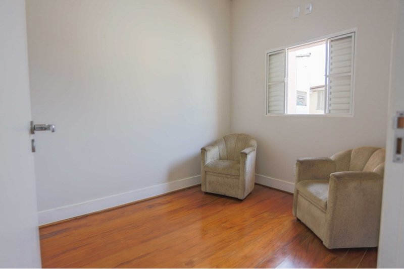 Casa &agrave; venda, 200m - 2 Dormit&oacute;rios 1 Su&iacute;te - R$ 350.000 - Vila Santana - Sorocaba SP Rua Jerônimo Rosa Sorocaba - 