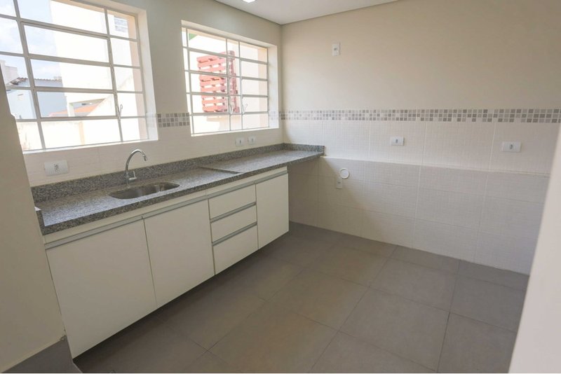 Casa &agrave; venda, 200m - 2 Dormit&oacute;rios 1 Su&iacute;te - R$ 350.000 - Vila Santana - Sorocaba SP Rua Jerônimo Rosa Sorocaba - 
