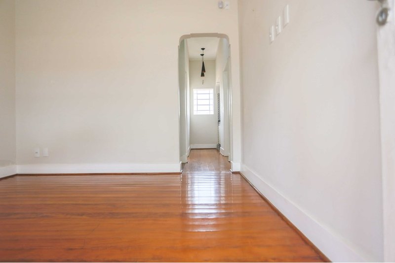 Casa &agrave; venda, 200m - 2 Dormit&oacute;rios 1 Su&iacute;te - R$ 350.000 - Vila Santana - Sorocaba SP Rua Jerônimo Rosa Sorocaba - 