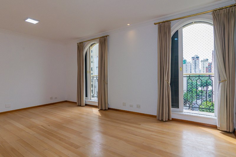 Apartamento à Venda, Edifício Conde dos Arcos, 244,73m²,Jardim Paulista, São Paulo/SP Alameda Casa Branca São Paulo - 