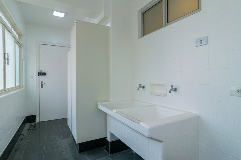 Apartamento à Venda, Edifício Conde dos Arcos, 244,73m²,Jardim Paulista, São Paulo/SP Alameda Casa Branca São Paulo - 