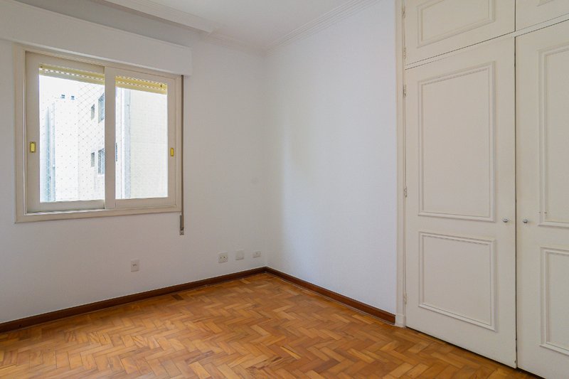 Apartamento à Venda, Edifício Conde dos Arcos, 244,73m²,Jardim Paulista, São Paulo/SP Alameda Casa Branca São Paulo - 