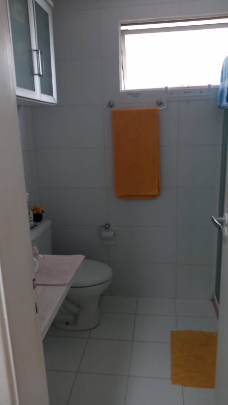 APARTAMENTO NASCENTE 3 QUARTOS SUÍTE DEPENDÊNCIA ÁREA DE SERVIÇO GARAGEM À VENDA EM BROTAS Rua Comendador Pereira da Silva Salvador - 